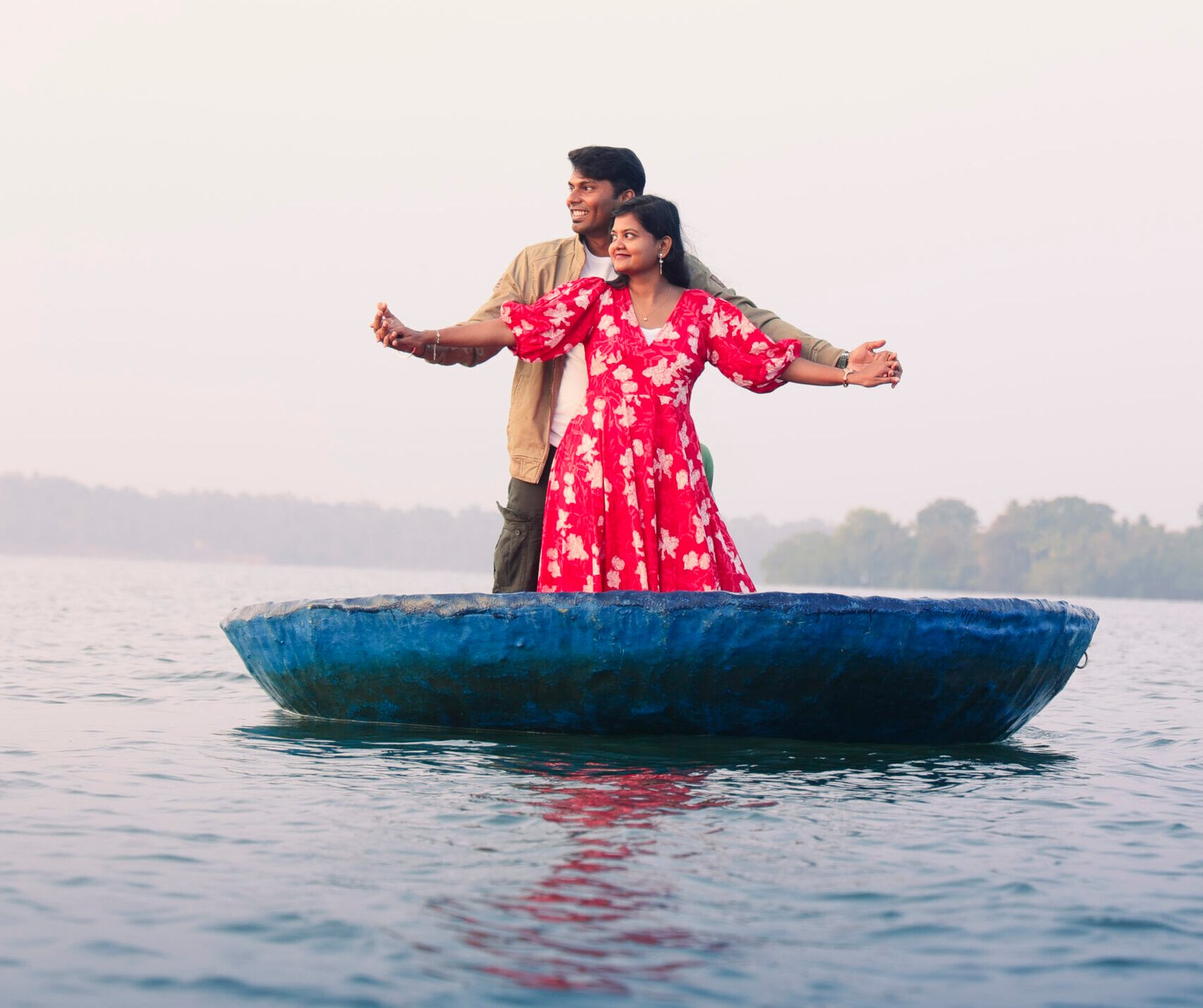 Beautiful wedding group photos in Madurai captured professionally